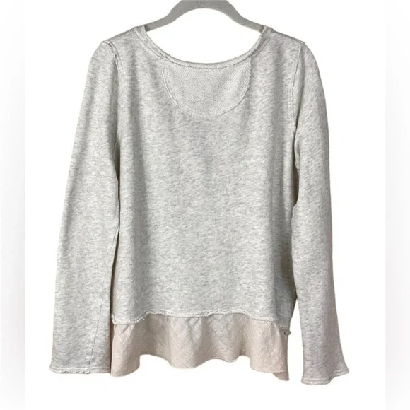 We The Free Ivory Ruffled Bottom Sweater Size M - Picture 2 of 4